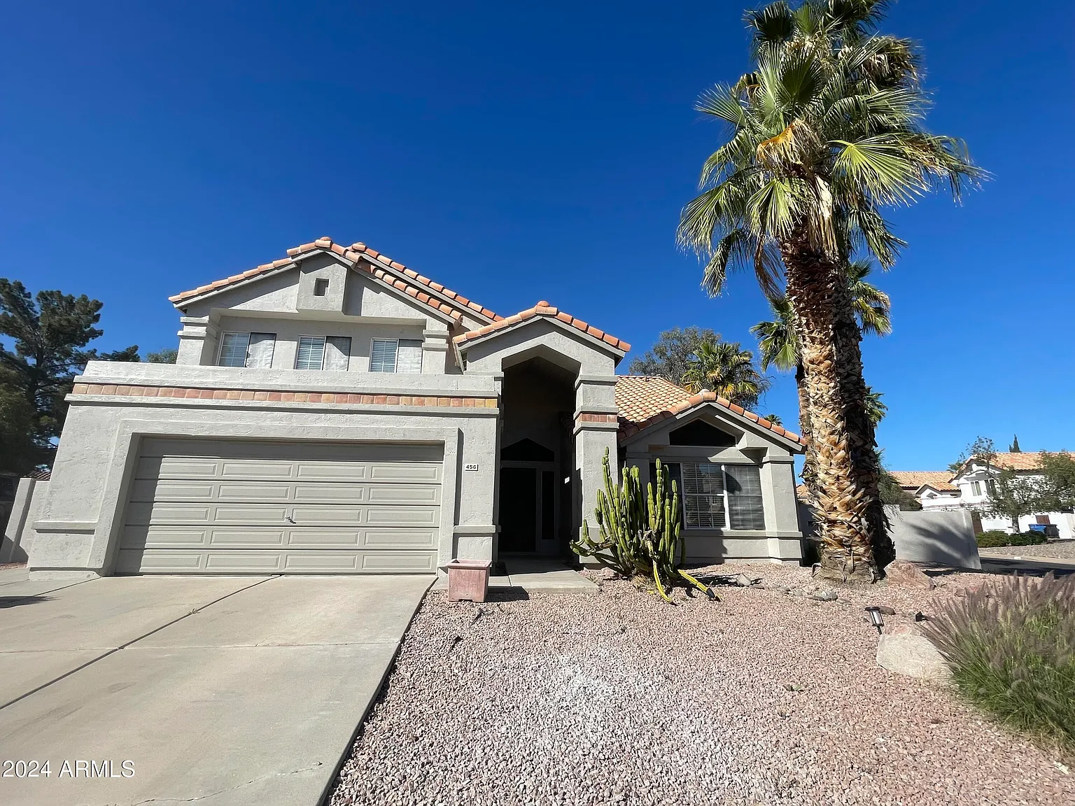 5 bed, 4.0 bath, 2498 sqft, $2,900 — Photo 1