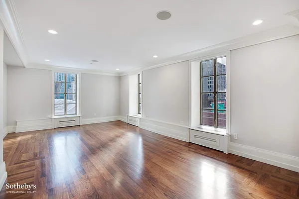 Rented by Sotheby's International Realty | media 21