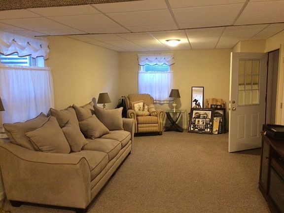 Finished Basement/rec room