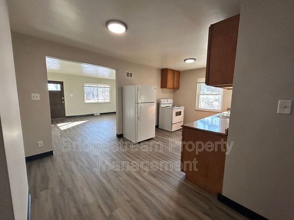 211 N Cherrywood Ave #1