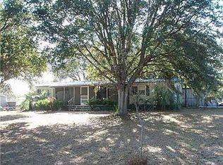 605 Park Rd, Mascotte, FL 34753