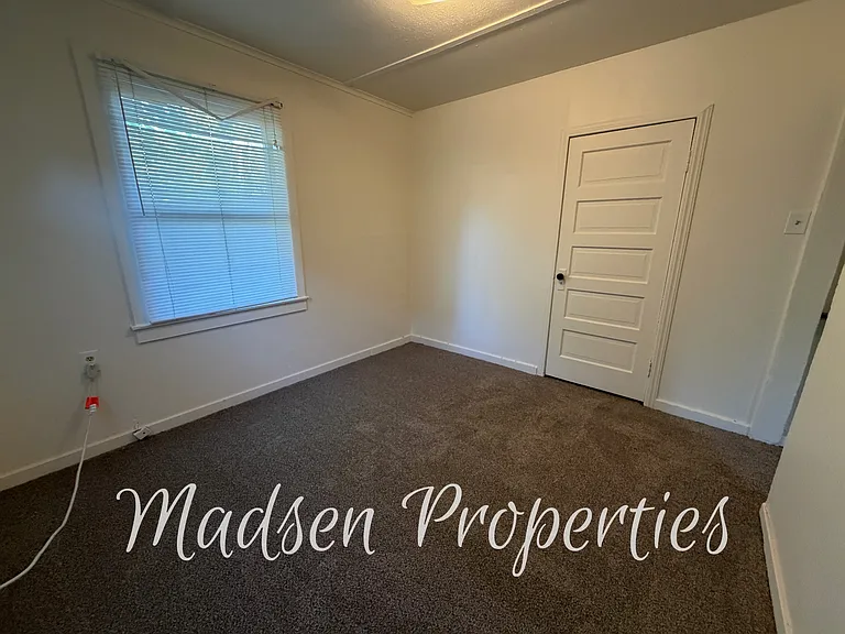 1326 Mulberry St #1/2 — Photo 6