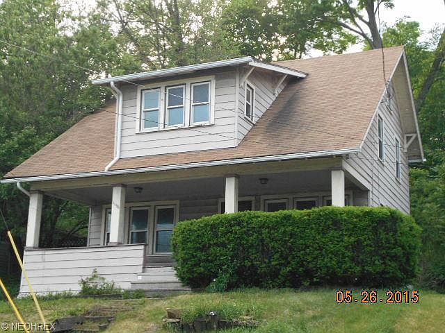 1st image of 1196 Central Ave
