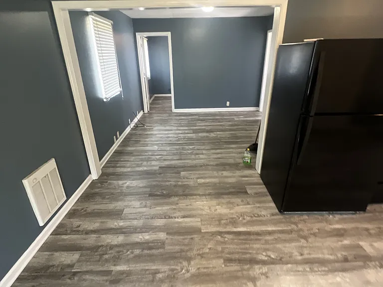 2305 Glass St — Photo 15