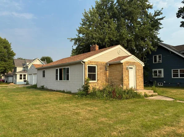 420 Stearns Ave, Paynesville, MN 56362