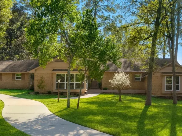 1957 Ogrady Dr, Conroe, TX 77304