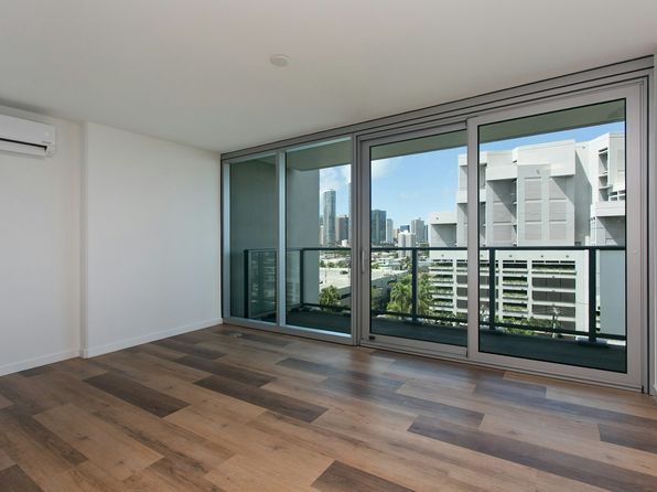 1500 Rycroft St #810