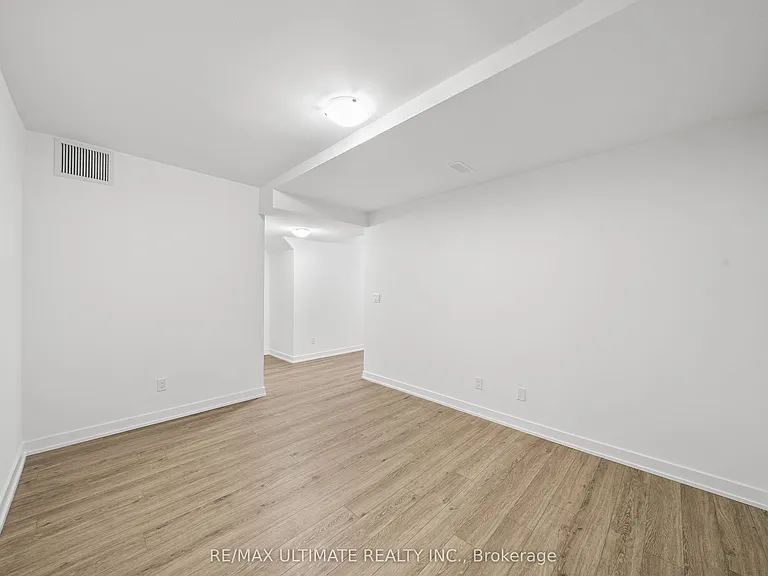 35 Birchcliff Ave #34 — Photo 17