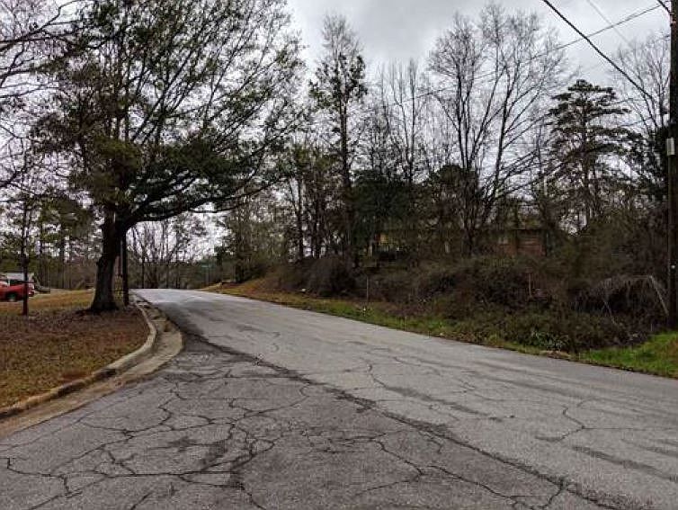 2nd image of 33 Meloy Dr