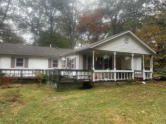 4th image of 319 Lentz Ln