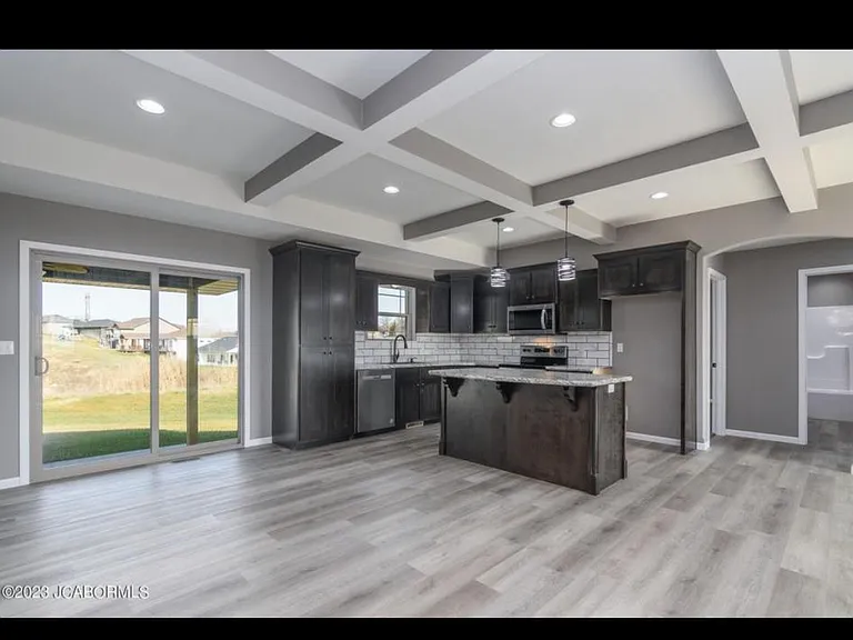 5706 Summerfield Ct — Photo 4