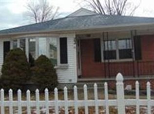 22 E Street Ave, Chicopee, MA 01020