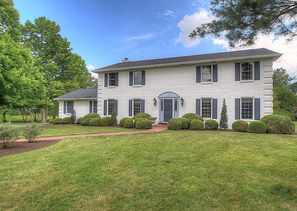 1st image of 600 Lake Clair Ct