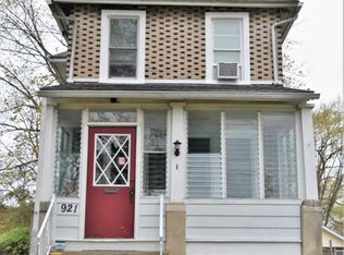 921 Bartram Ave, Collingdale, PA 19023