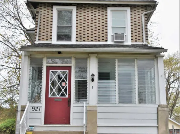 921 Bartram Ave, Collingdale, PA 19023