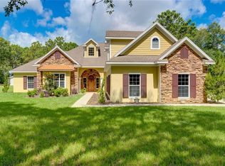 12600 S Oakview Ave, Floral City, FL 34436