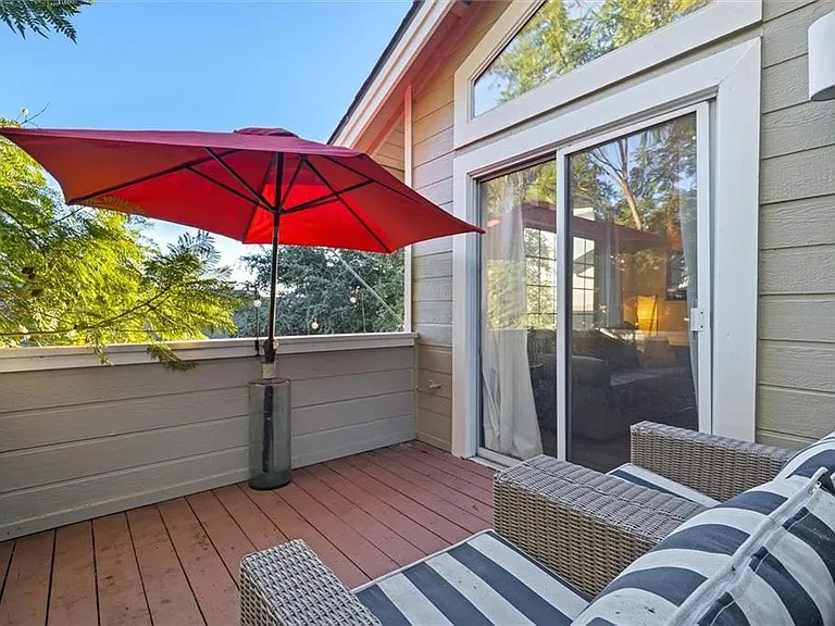 1065 Pauline Way — Photo 10