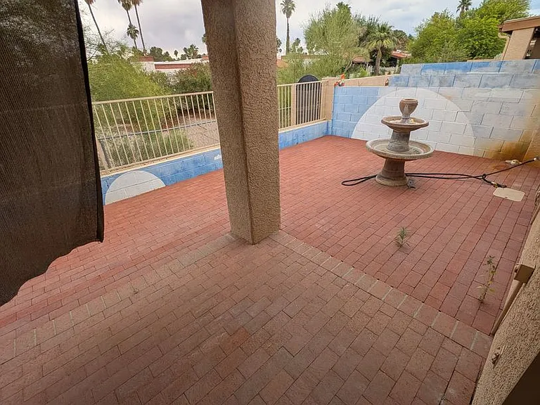 762 W Rushwood Dr — Photo 13