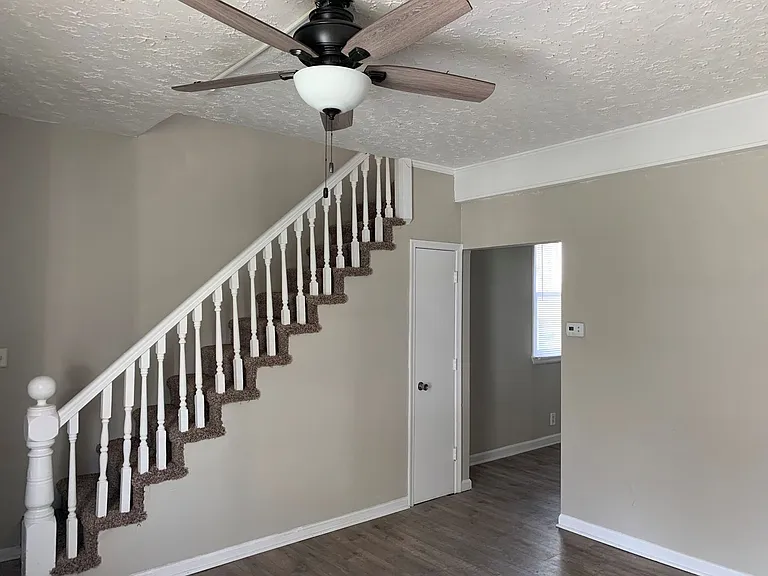 1219-21 Pierce St — Photo 6