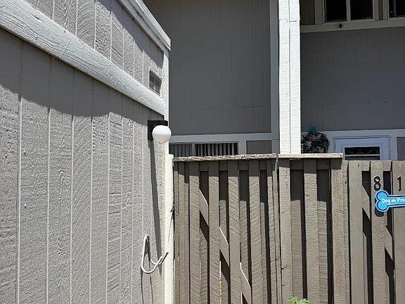 4th image of 817 Rigel Ln