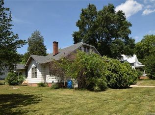 511 N Grove St, Lincolnton, NC 28092
