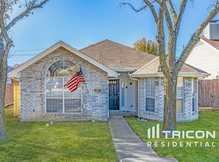 1427 Aaron Pl, Duncanville, TX 75137
