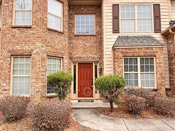 2nd image of 1377 Jameson Ln