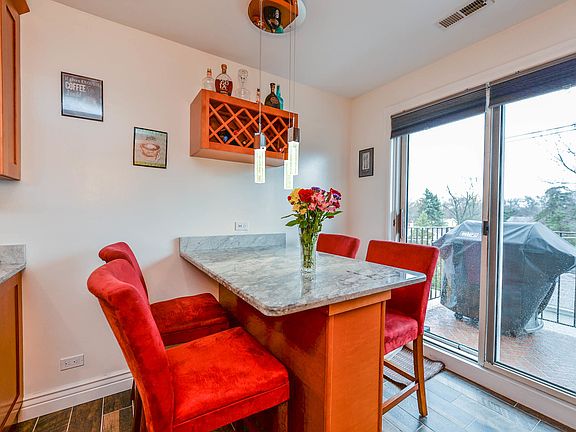 5th image of 5935 Lincoln Ave Unit 303
