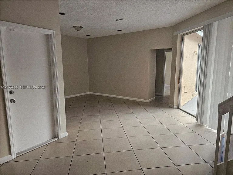 3860 Tree Tops Rd — Photo 5
