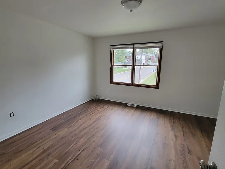 636 Chestnut St — Photo 20