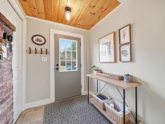 5th image of 131 North Road