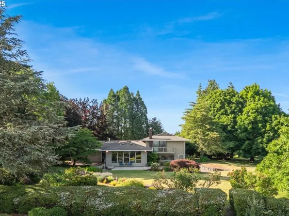 31430 NE Canter Ln, Sherwood, OR 97140