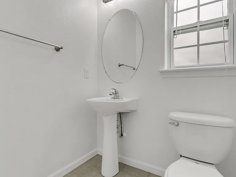 232 Moyock Landing Dr — Photo 8