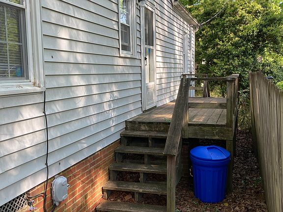 3rd image of 1820 Walker Ave #A