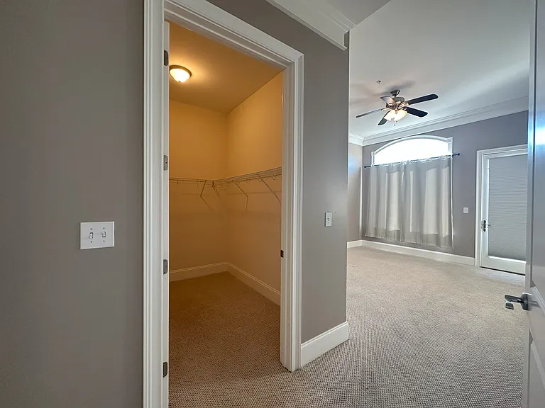 804 Watermarke Ln — Photo 12
