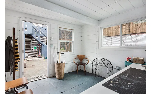 Sold by Douglas Elliman | media 26