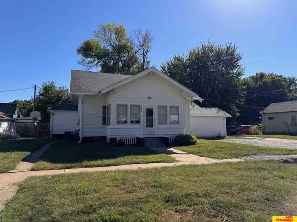 115 N 12th St, Tekamah, NE 68061