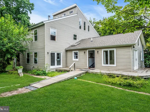 2422 Capshaw Rd, Forked River, NJ 08731