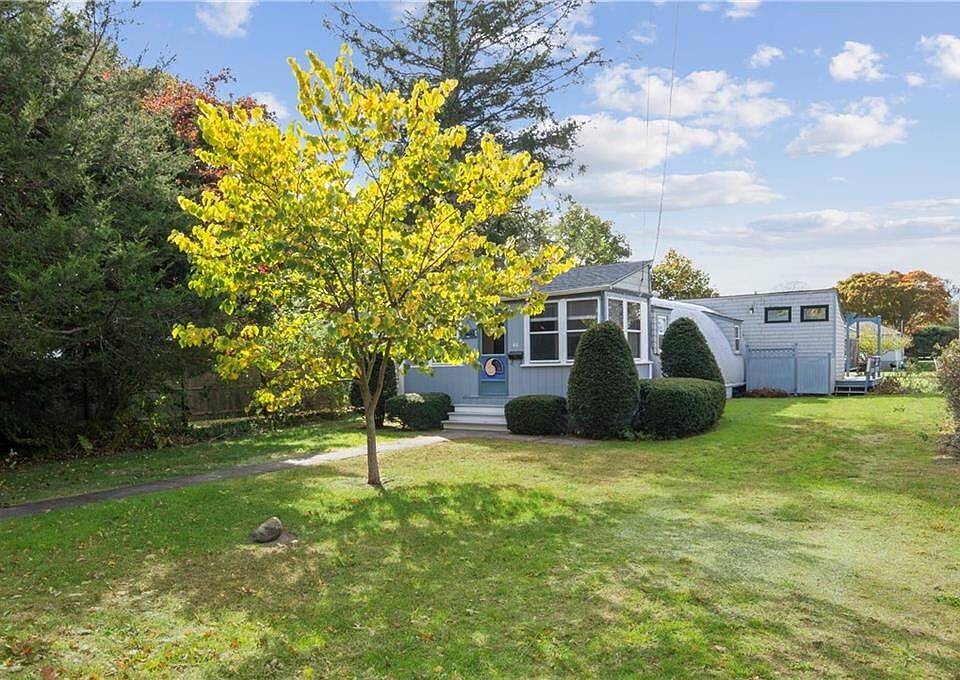 44 Benson Ave Westerly RI Zillow