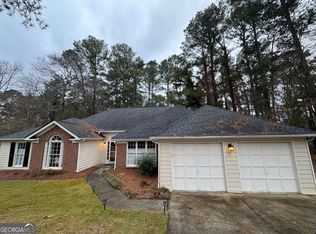 1175 Pebble Bend Dr, Grayson, GA 30017