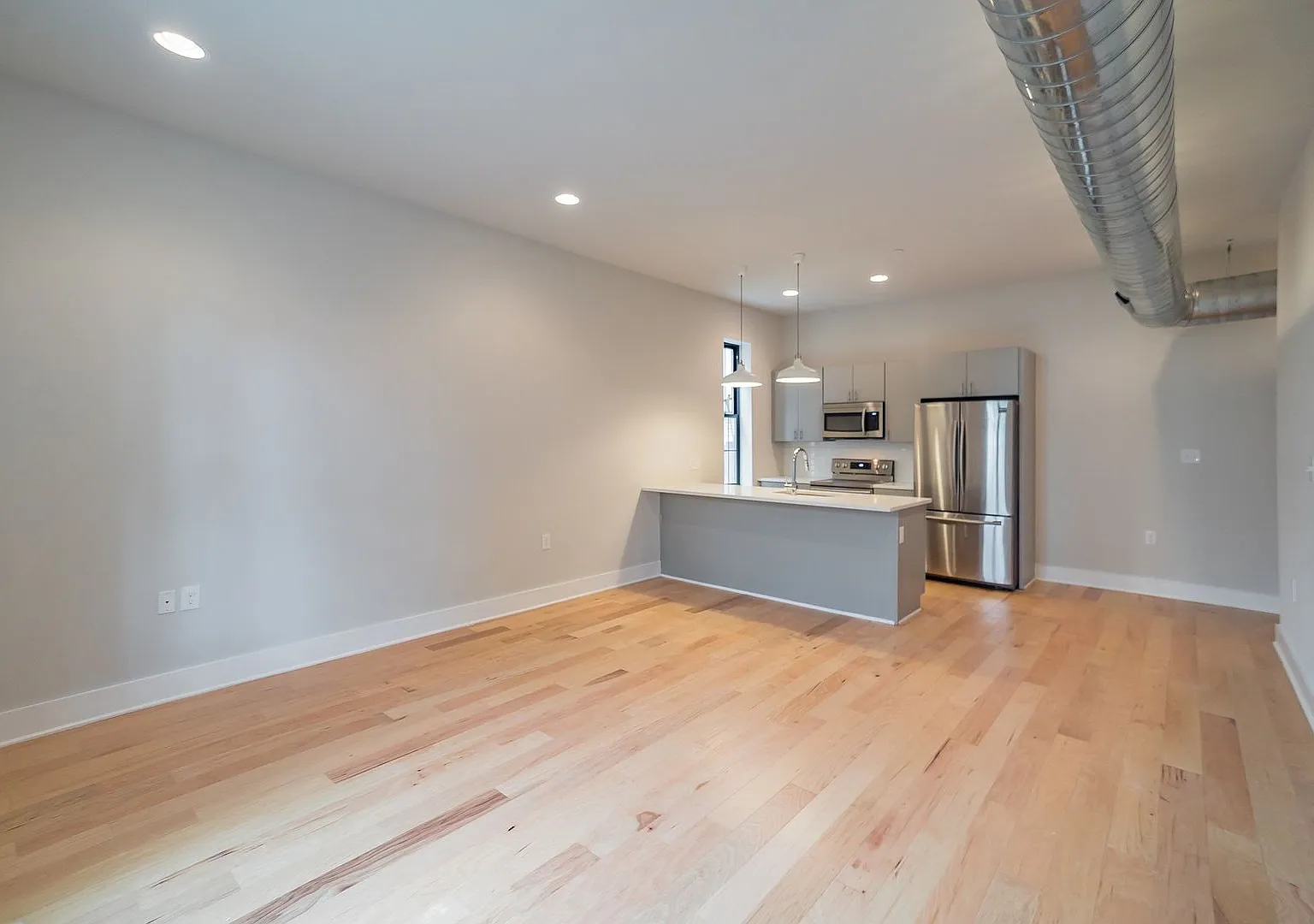 5015 WEST — Photo 3