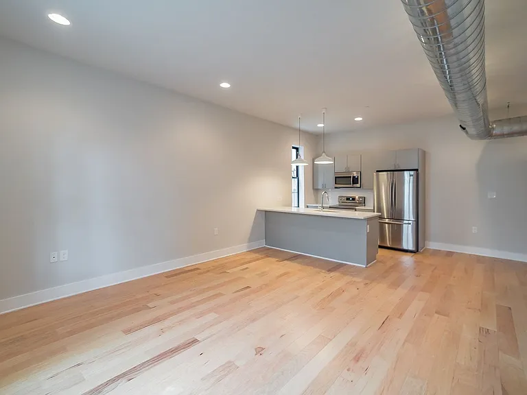 5015 WEST — Photo 3