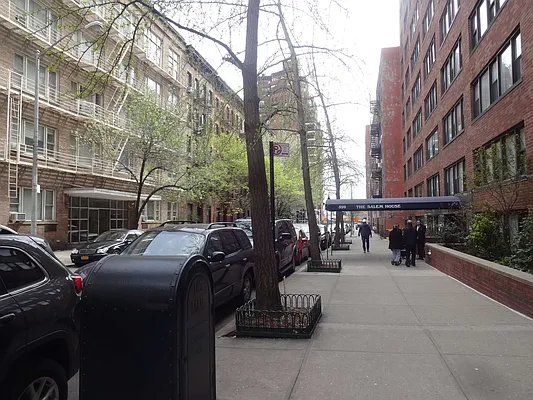 Rented by Prince Real Estate Associates LLC | media 22