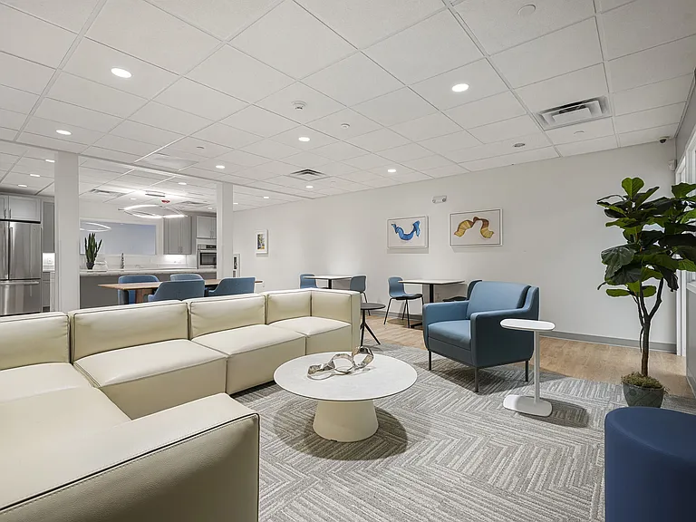 Stony Brook Commons — Photo 27