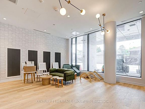3rd image of 6 Chartwell Rd #403