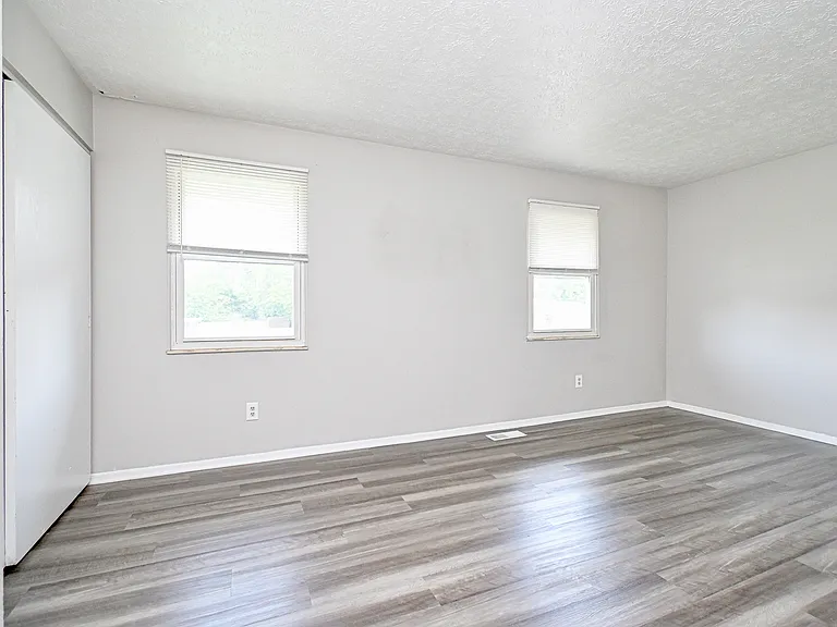 10943 Birchridge Dr — Photo 29