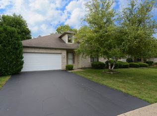 406 Windsor Dr, Oswego, IL