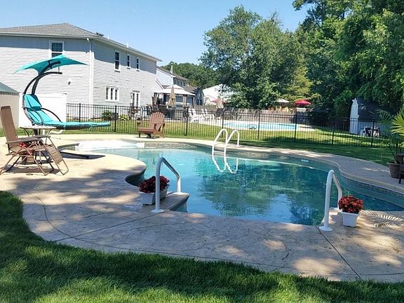 5th image of 1951 Bricksburg Court
