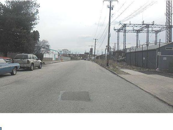 2nd image of 1917 E Sedgley Ave