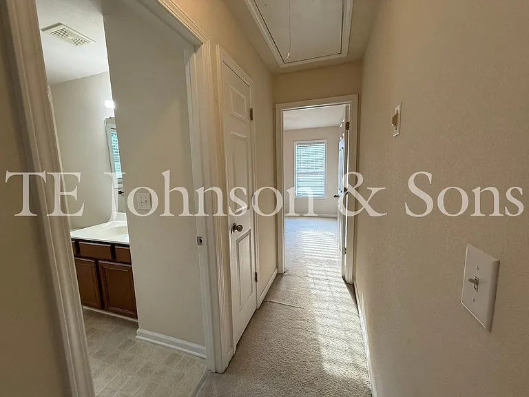 108 Greenway St — Photo 45